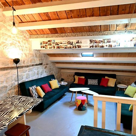 White Rabbit Hostel Hvar Town Exterior photo