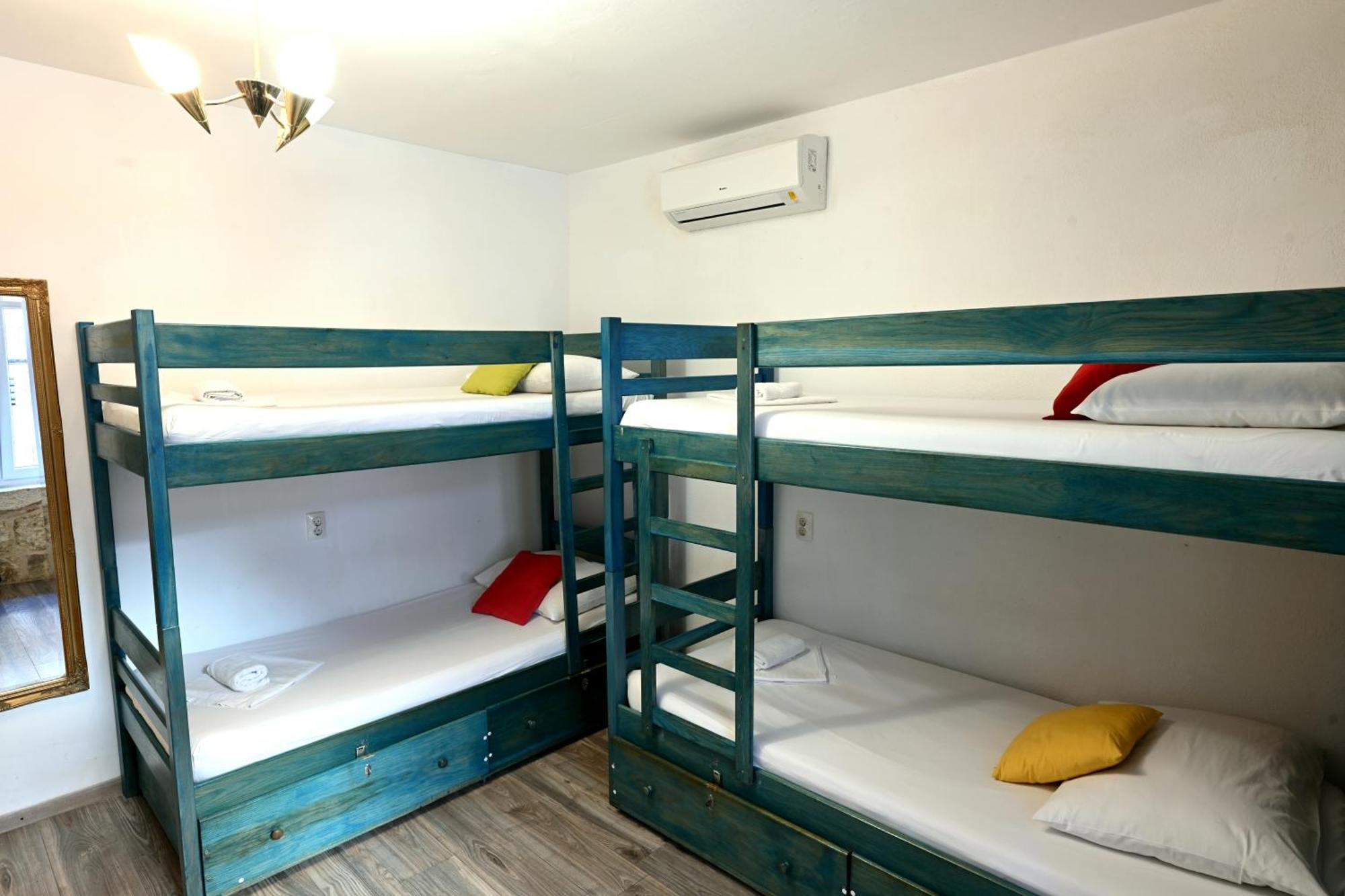 White Rabbit Hostel Hvar Town Exterior photo