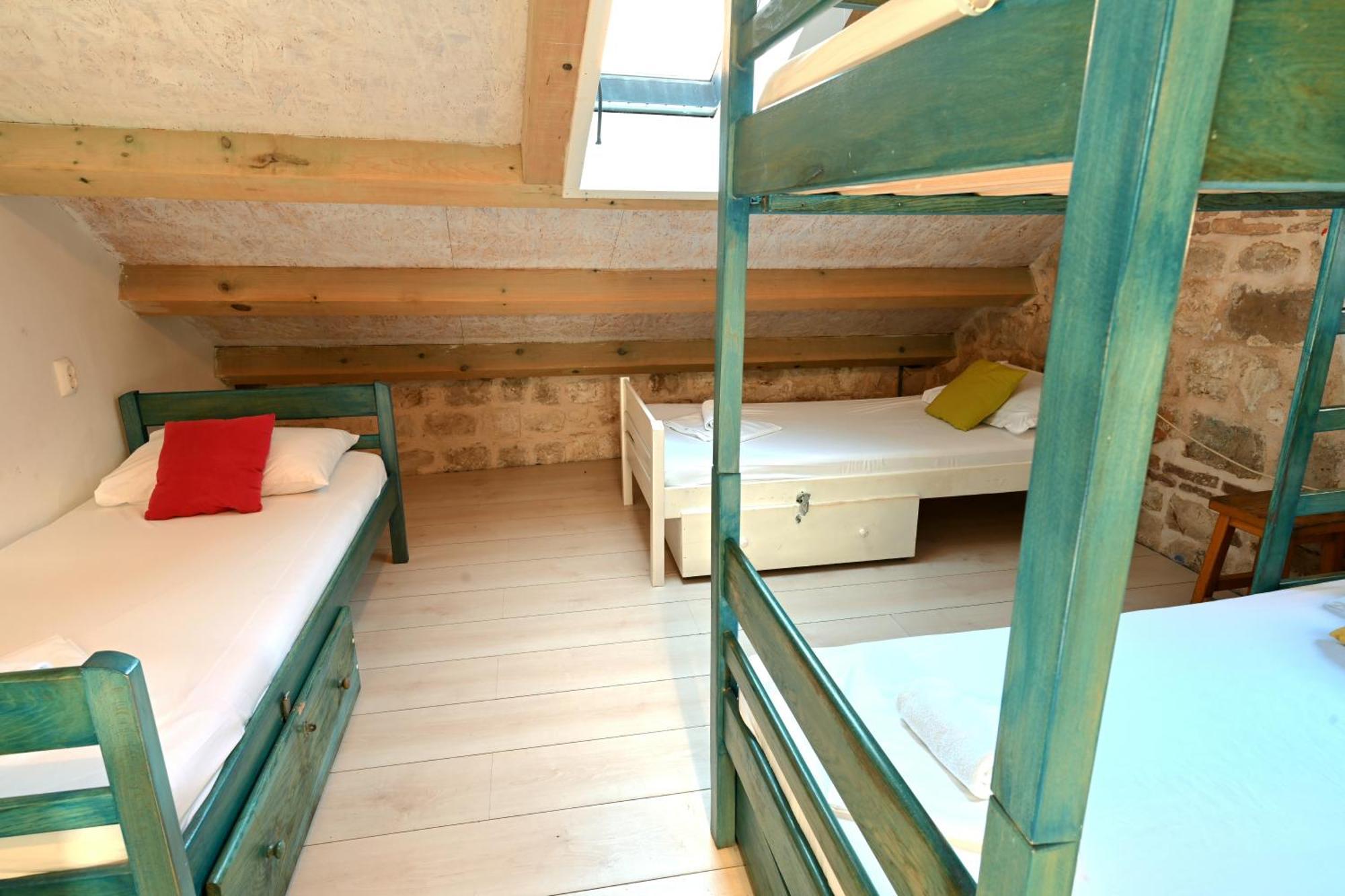 White Rabbit Hostel Hvar Town Exterior photo